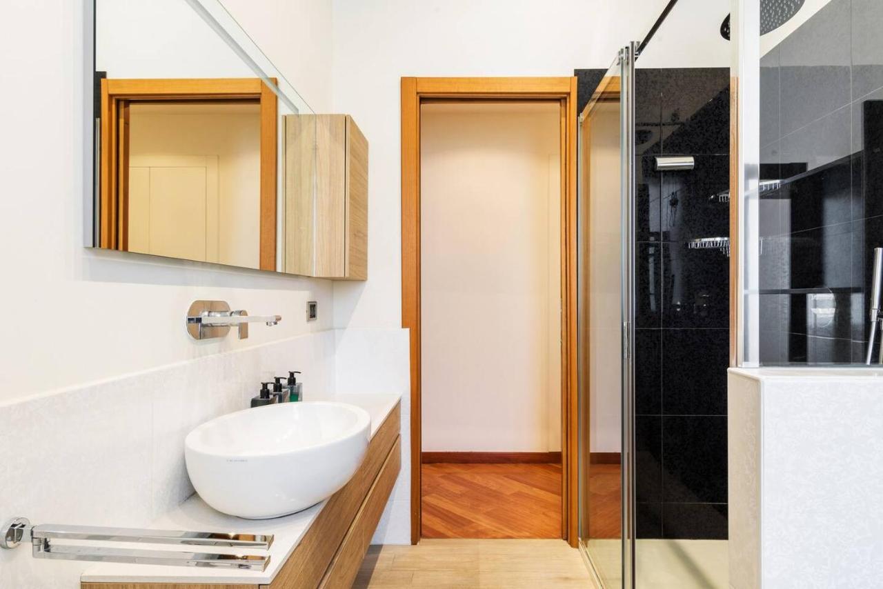 Colored And Spacious Flat Close To Navigli By Easylife Milan Exterior photo